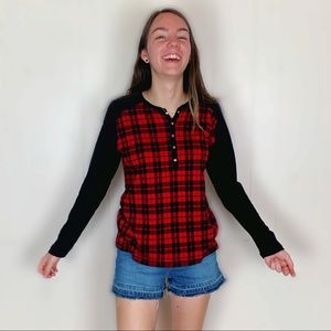 Chaps longsleeve plaid red and black baseball tee